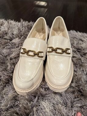 NEW DOLCE VITA harlen loafers in ivory patent